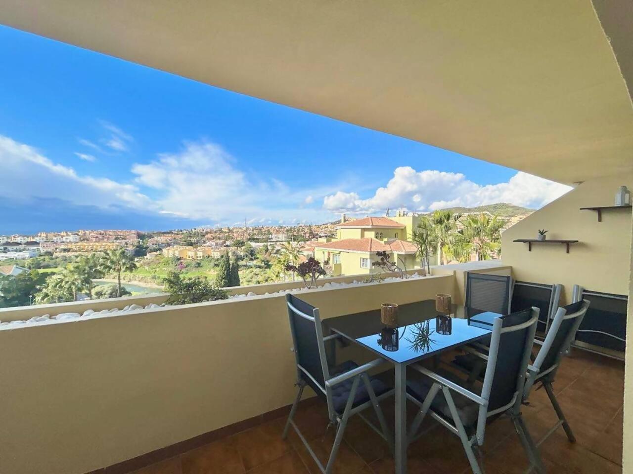 Espacioso En Mijas Con Parking Privado Apartment *