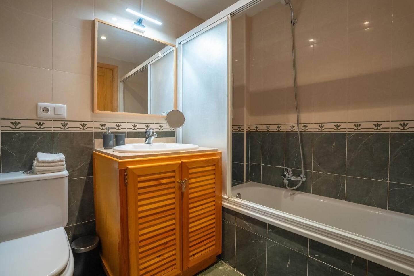 Espacioso En Mijas Con Parking Privado Apartment *