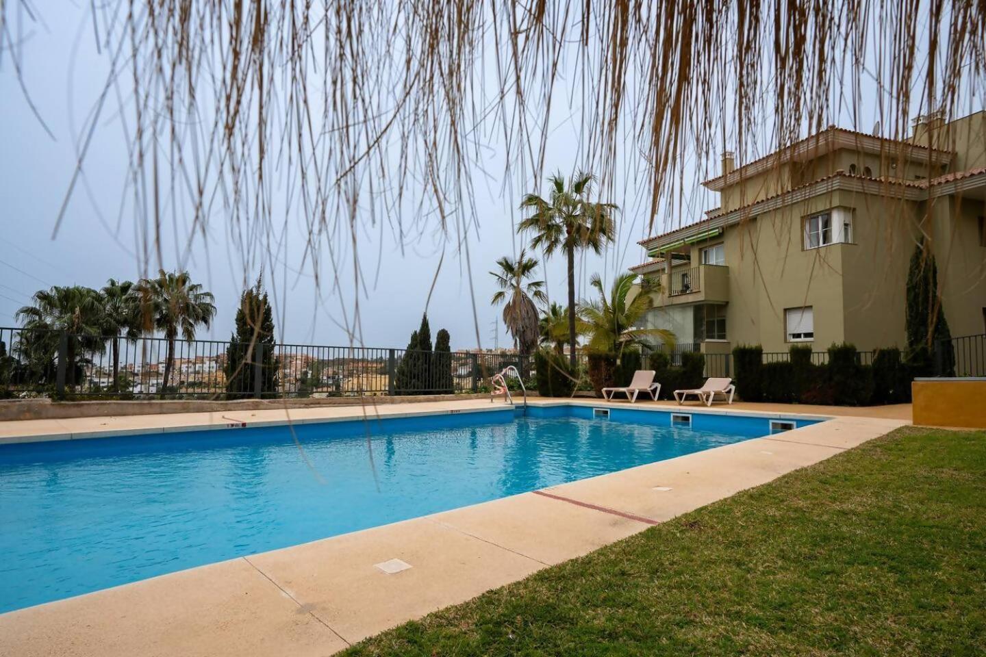 Espacioso En Mijas Con Parking Privado Apartment